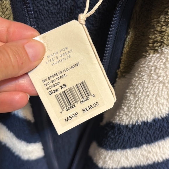 Faherty Women’s fleece jacket - Picture 3 of 7